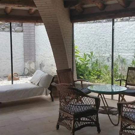 Big Authentic Family House With Lakeview