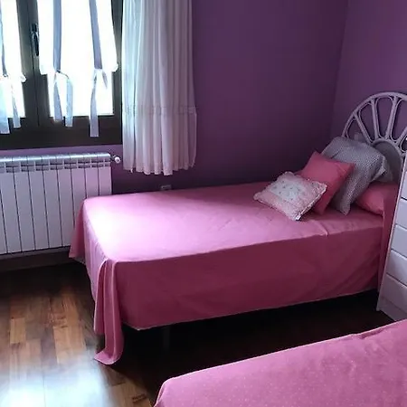 Big Authentic Family House With Lakeview La Puebla De Castro