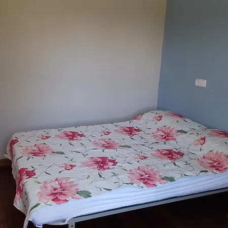 Big Authentic Family House With Lakeview * La Puebla De Castro