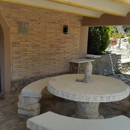 Big Authentic Family House With Lakeview La Puebla De Castro